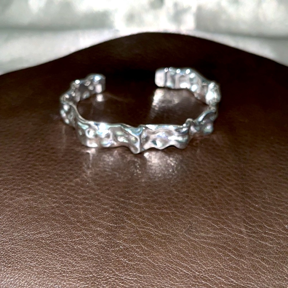 Silver Crashed Design Open Bracelet